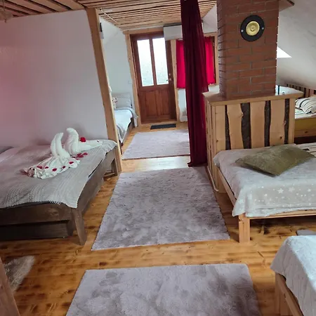 Saunamaja, Taalbergi Kodumajutus Oue شقة